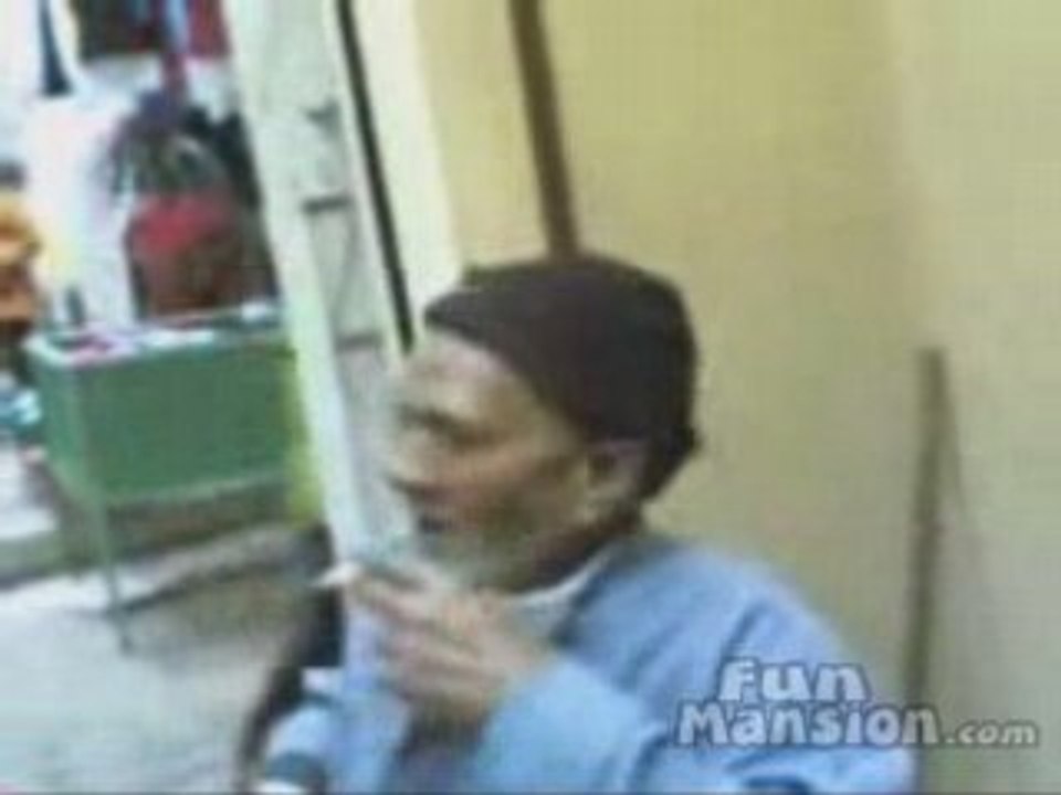Cigarette avec un pètar dedan