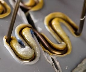 Easy Hacks to Fix Any Crack on the Go 🛠️