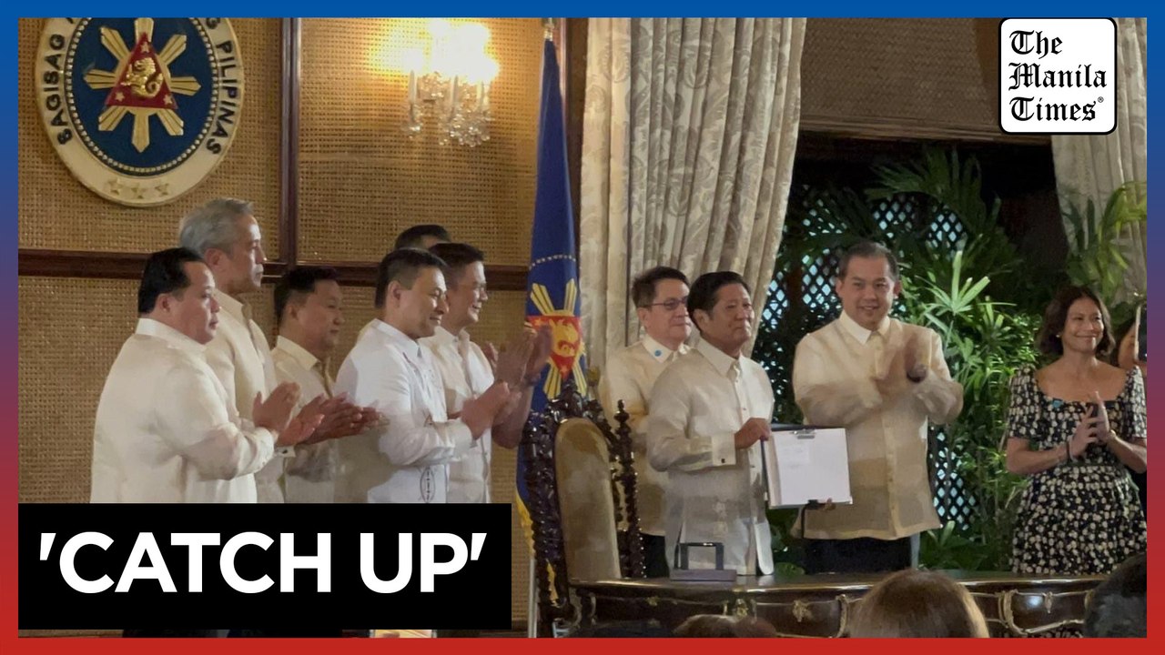 Marcos signs into law free learning intervention program