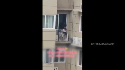 [나우쇼츠] "남편 화나게 하려고"...23층 실외기에 아이들 앉힌 엄마 / YTN