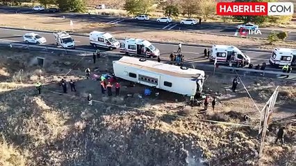 Aksaray-Ankara karayolunda otobüs şarampole devrildi, ilk belirlemelere göre 6 ölü ve çok sayıda yaralı olduğu öğrenildi