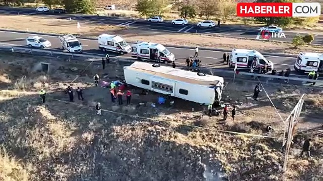 Aksaray-Ankara karayolunda otobüs şarampole devrildi, ilk belirlemelere göre 6 ölü ve çok sayıda yaralı olduğu öğrenildi
