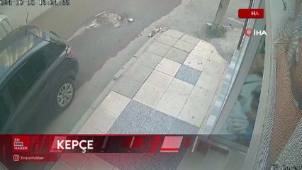 Hatay'da iş makinesi araçları biçti