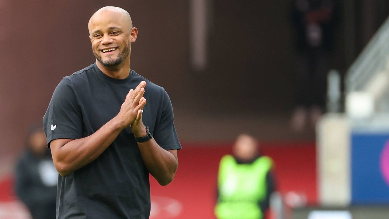 Kompany über Hoeneß und Rummenigge: 'Verstanden, wie wichtig diese Leute sind'