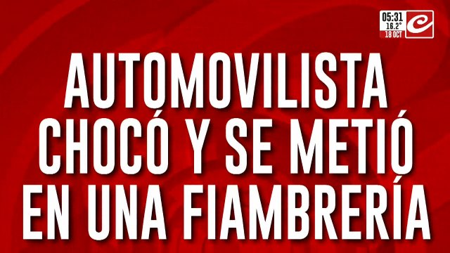 Chocó, se incrustó en una fiambrería y quedó atrapado entre los fierros retorcidos