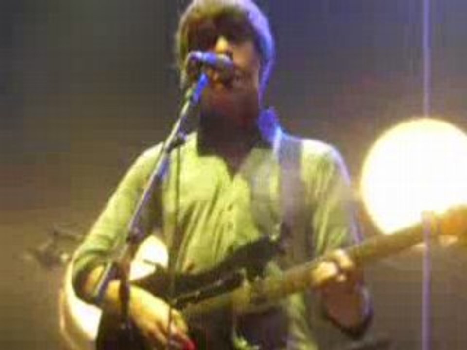 Arctic Monkeys- Leave Before The Light Come On