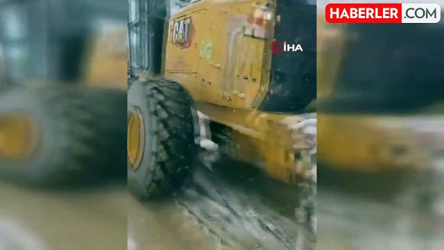Giresun'un Yüksek Kesimlerinde İlk Kar Yağışı ve Yol Açma Çalışmaları