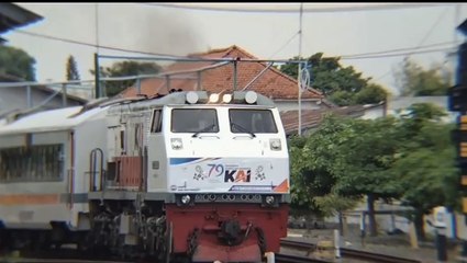 Salam Jempol Dari Jauh