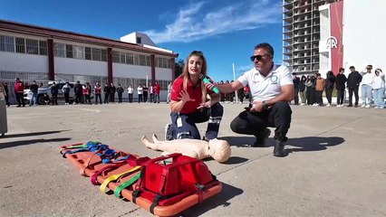 Diyarbakır'da "Afet Risklerini Azaltma" gününde öğrencilere eğitim verildi