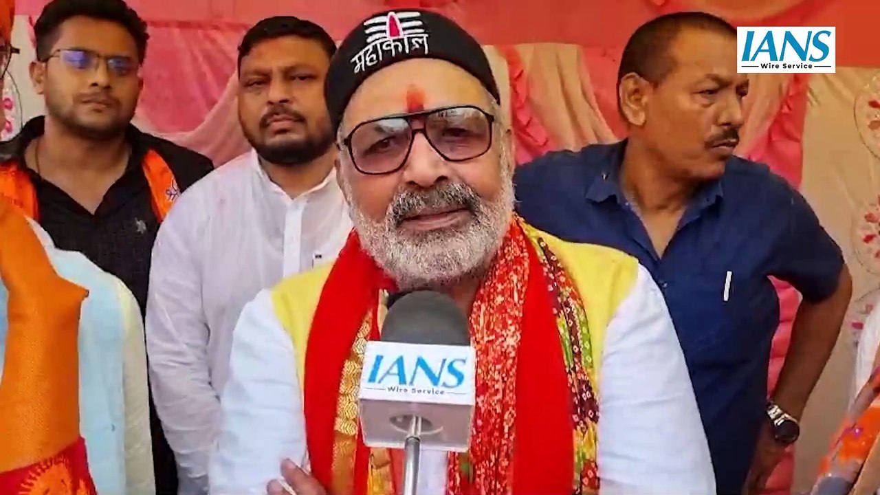 Rahul Gandhi और Priyanka Gandhi के Bahraich न ज...