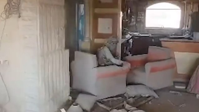 Nel video dell'esercito israeliano gli ultimi istanti di vita di Sinwar prima dell'attacco finale