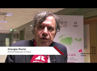 Скачать видео: Salute, Parisi: “Se non si garantisce diritto a salute e uguaglianza principi costituzionali lettera morta”