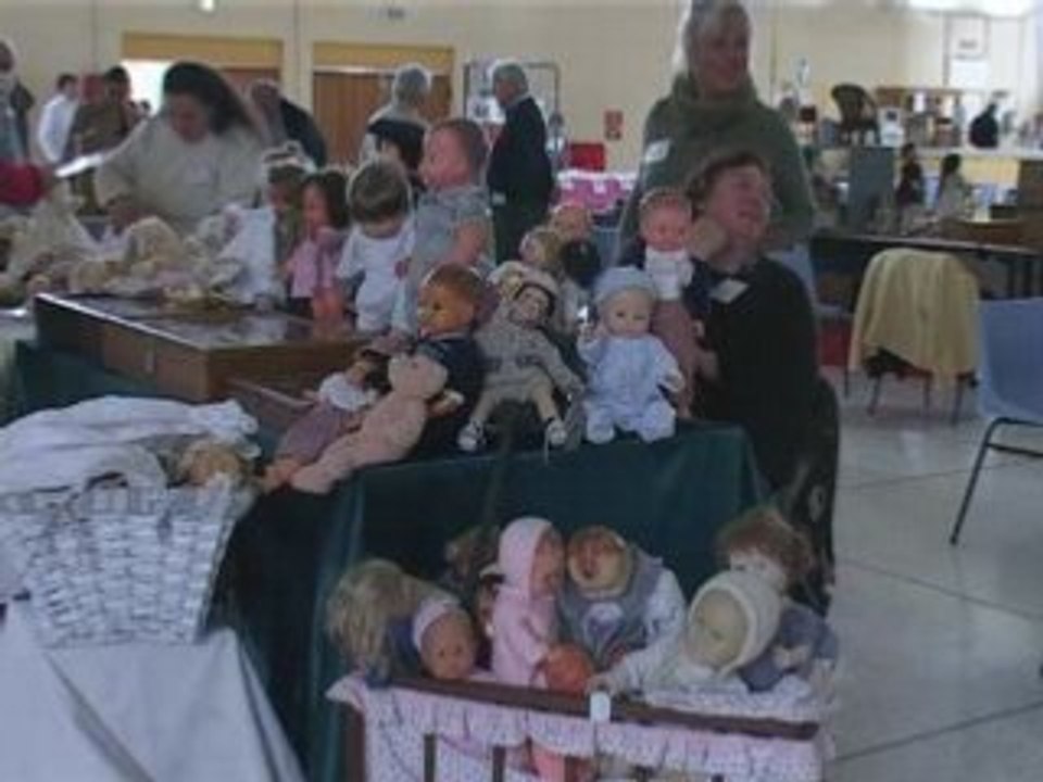 QUATRIEME SALON DE LA POUPEE ET DU JOUET