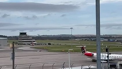 Private plane carrying Alex Salmond's body lands in Scotland