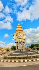 Kamu Sudah Pernah Ke Patung Ikonik Catur Muka Pelabuhan Benoa Bali?  #PatungIkonik #PatungBali #Pa