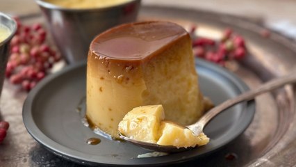 Flan casero de huevo con vainilla, receta de la abuela - Cocina Fácil