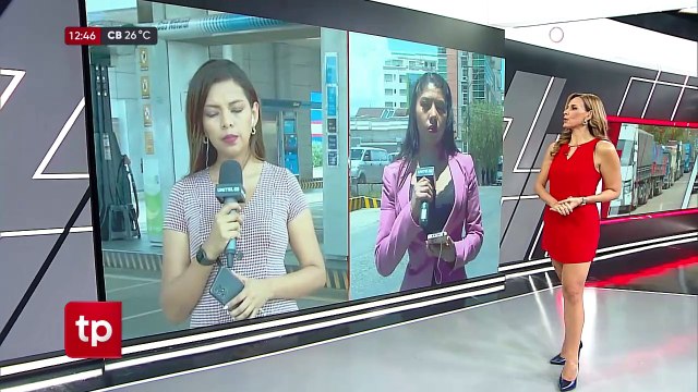 Siguen las filas por combustibles en surtidores de Santa Cruz, Potosí y La Paz; YPFB apunta a los bloqueos por la situación