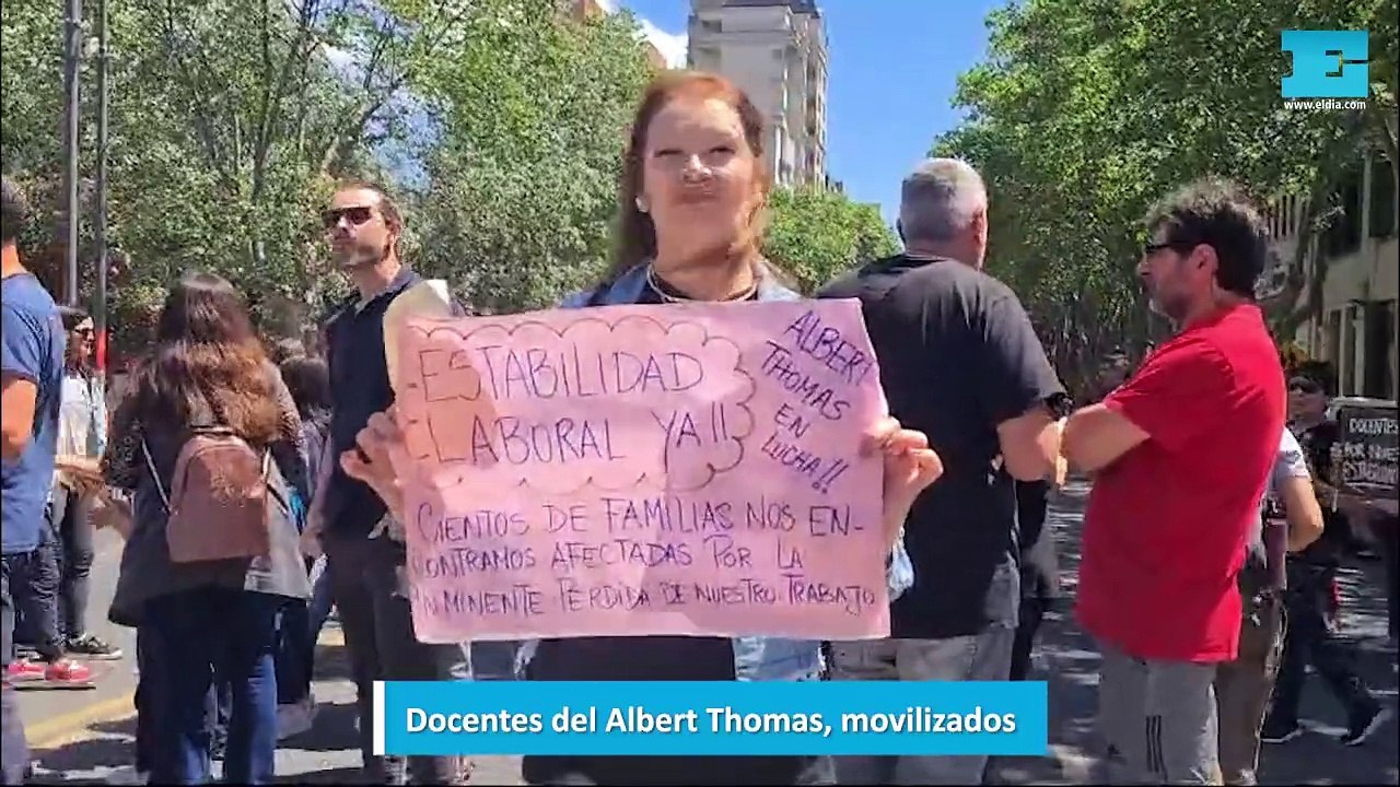 Docentes del Albert Thomas, movilizados