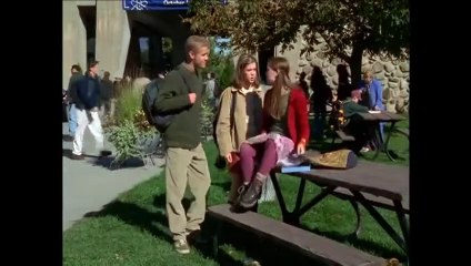 Le temes a la oscuridad - El relato de la dama de piedra . Latino - HD 1080P