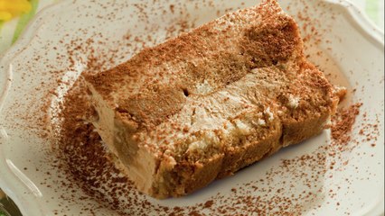 Tarta de moka con bizcochos de soletilla - Cocina Fácil