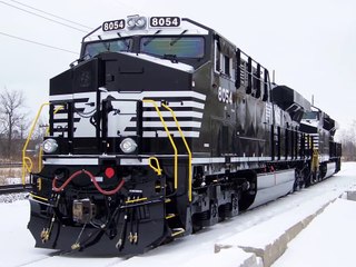 New NS GE s and NS Westbound Local With Caboose!