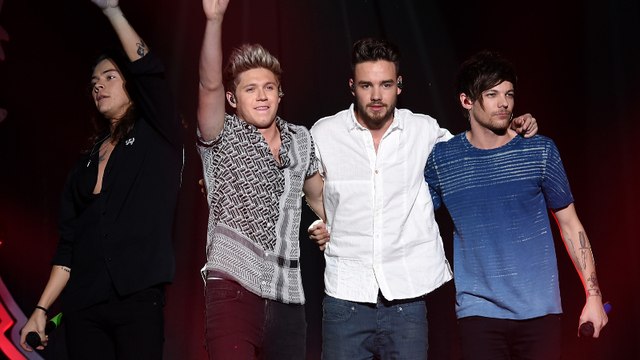 Harry Styles and Niall Horan Round Out One Direction Tributes to Liam Payne | THR News Video