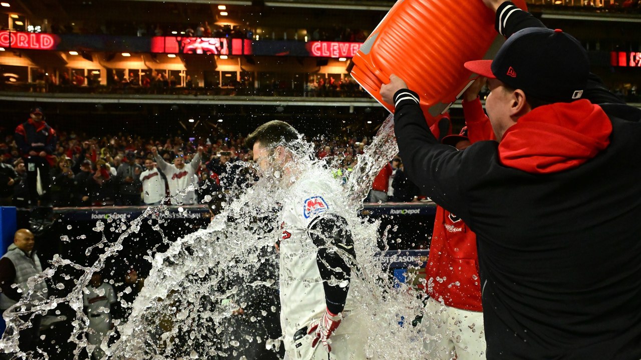 Guardians Snatch Dramatic Win with Last-Minute Home Run