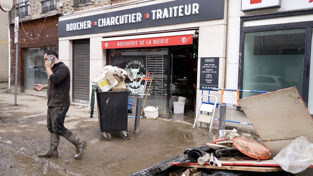 « Tout est foutu » : voitures retournées, boutiques saccagées... les sinistrés face aux dégâts des inondations