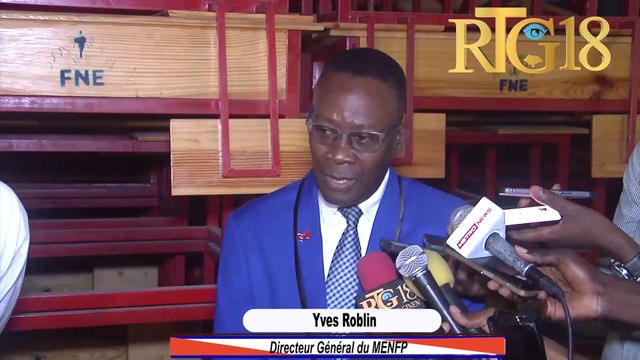 Ministè edikasyon ak FNE vizite depo stokaj moblilye eskolè pou klas fondamantal nan lekòl nasyonal