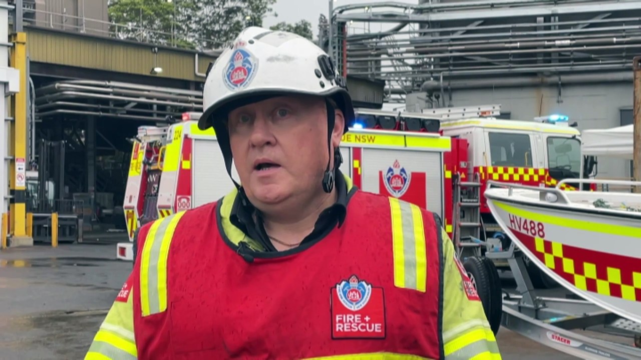 Hundreds of tonnes of grain have spilled into Shoalhaven River after a silo collapse overnight.