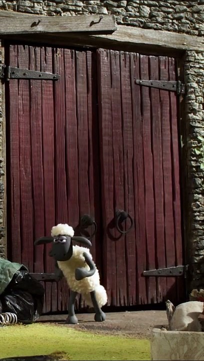 ROOM WITH A EWE #shorts #shaunthesheep #animation
