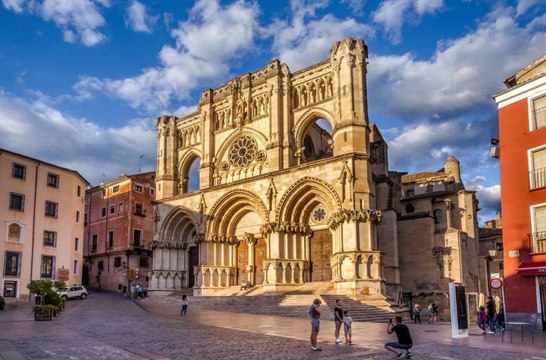 Viajes y Escapadas. La sorprendente Cuenca