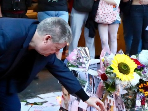 Liam Paynes Vater trauert in Buenos Aires mit Fans