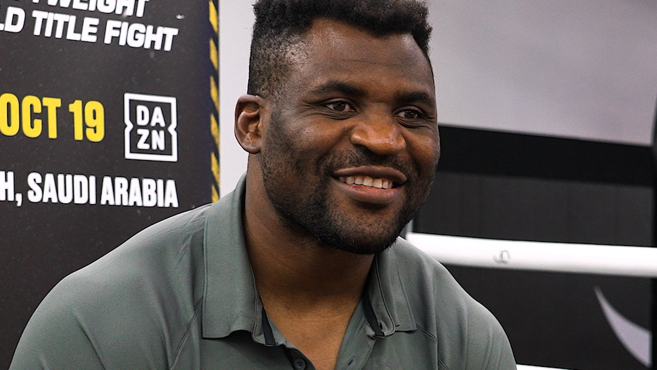 « Le MMA c'est comme le vélo » :  Ngannou revient dans la cage après deux ans d'absence