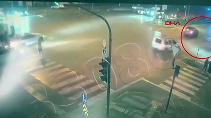 BURSA - Ehliyetsiz sürücünün kamyonetle çarptığı liseli Zeynep Naz, yaşam savaşını kaybetti