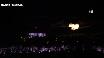 Ankara'da dolunay büyüledi
