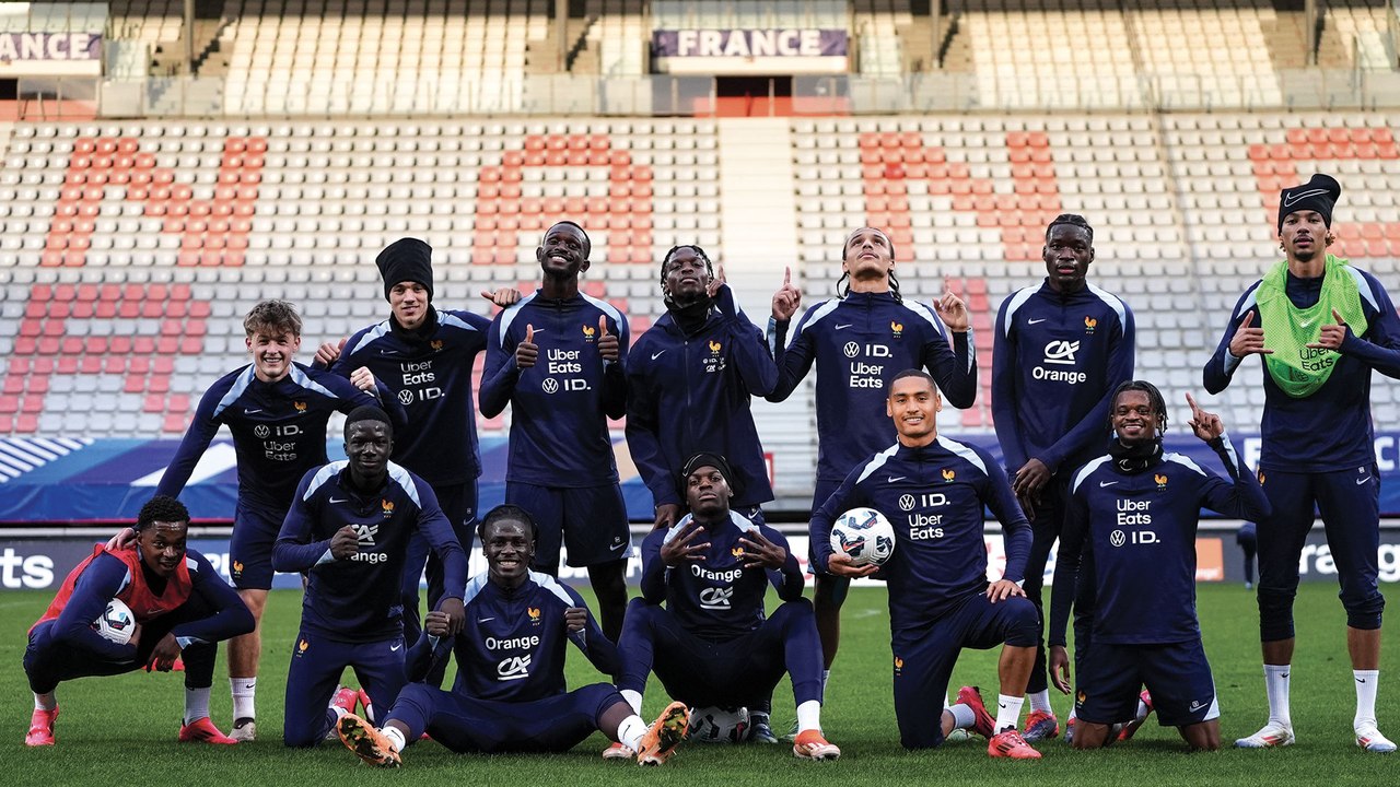 EN ROUTE POUR L'EURO ESPOIRS - Le film inside de la qualification des Bleuets