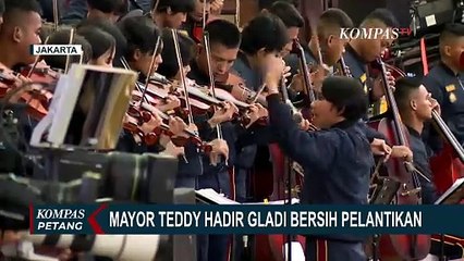 Momen Mayor Teddy Ikut Pantau Prosesi Gladi Bersih Pelantikan Prabowo Gibran