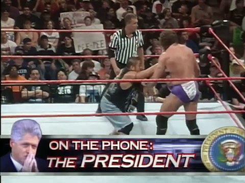 Val Venis vs Kaientai — 1 vs 4 Handicap Gauntlet Match： WWE Raw August 17, 1998 HD