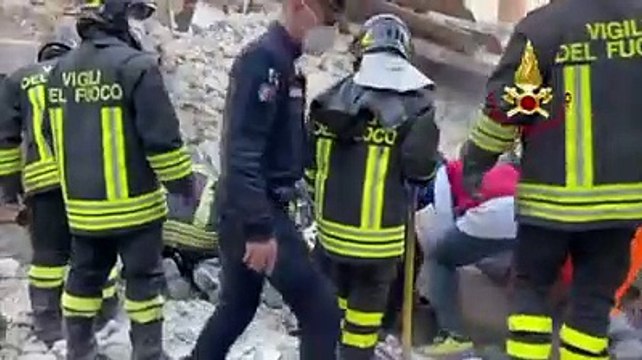 Tragedia di San Pio delle Camere, la corsa contro il tempo per cercare di salvare i due operai