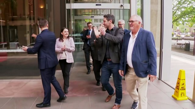 Qantas ground workers will receive payouts after being sacked during the pandemic during pay negotiations