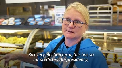 In Michigan, a bakery polls voters with Trump and Harris cookies