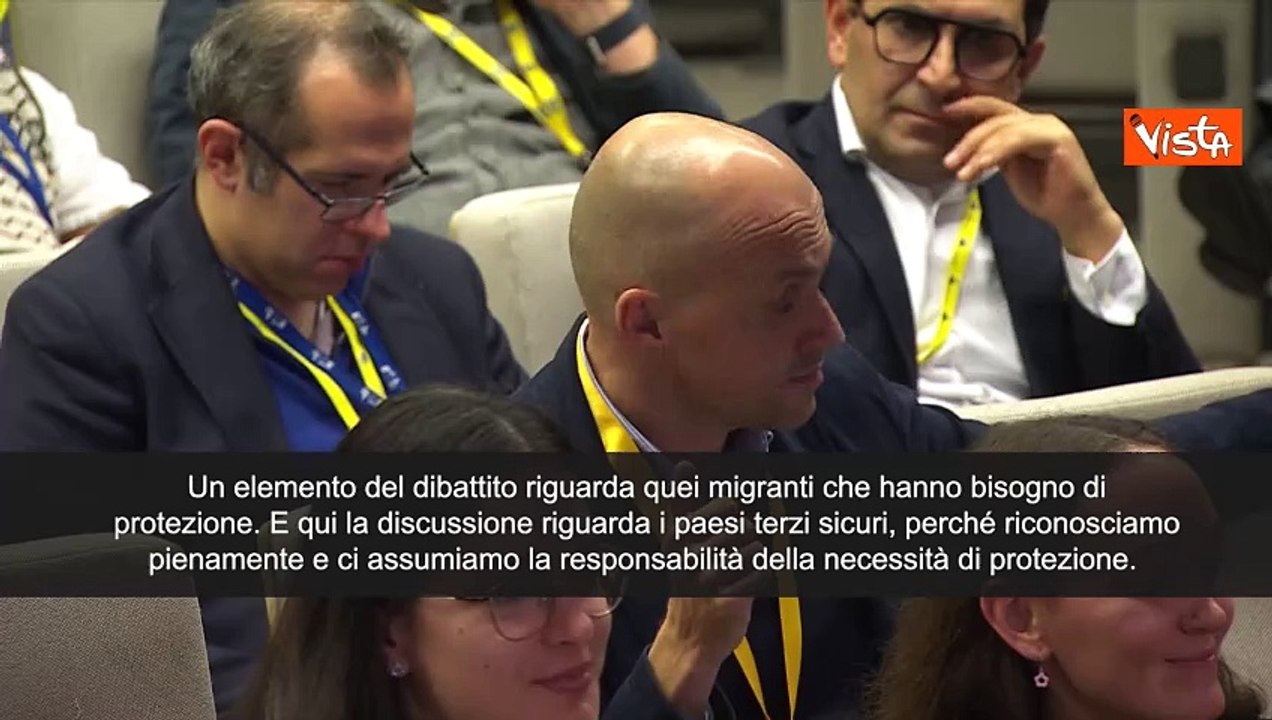 Migranti, von der Leyen: Protezione richiedenti asilo e rimpatri anche da Paesi terzi