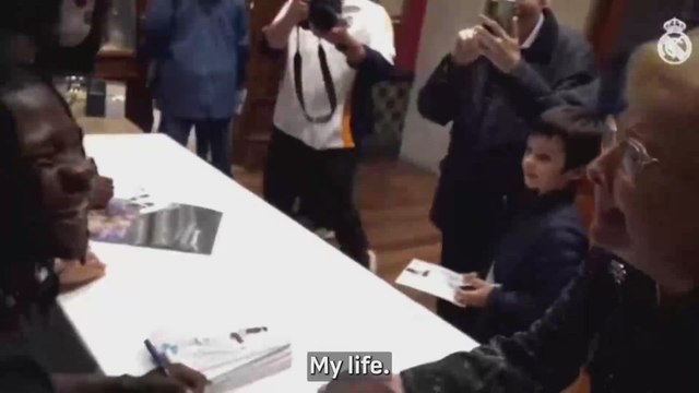 Heartwarming moment: Camavinga captivates the world with emotional encounter with a grandmother