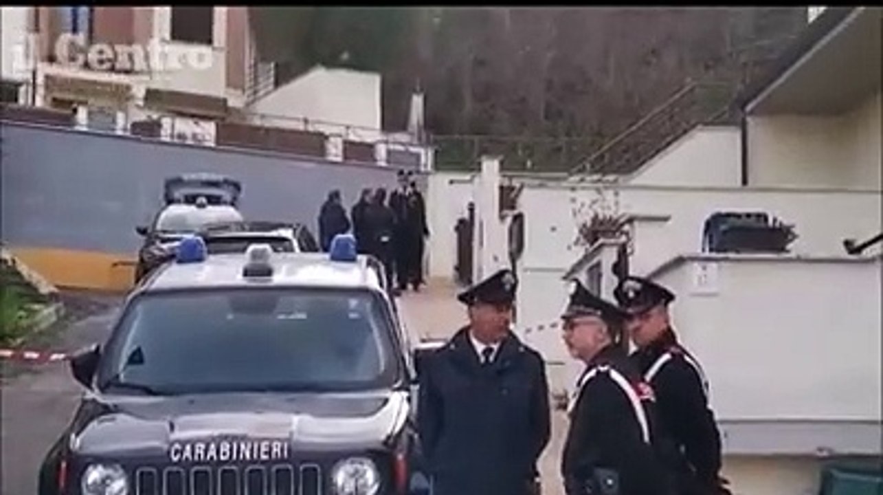 Omicidio a Miglianico, la casa e primi rilievi dei carabinieri