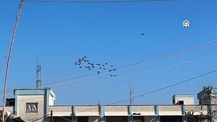 Gazze'ye indirilen yardım kutusu çadırın üstüne düştü: 1 çocuk öldü