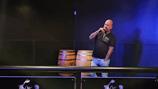 IRON MAIDEN - CHARLOTTE THE HARLOT (PERFORMED LIVE AT THE WESTERNER)