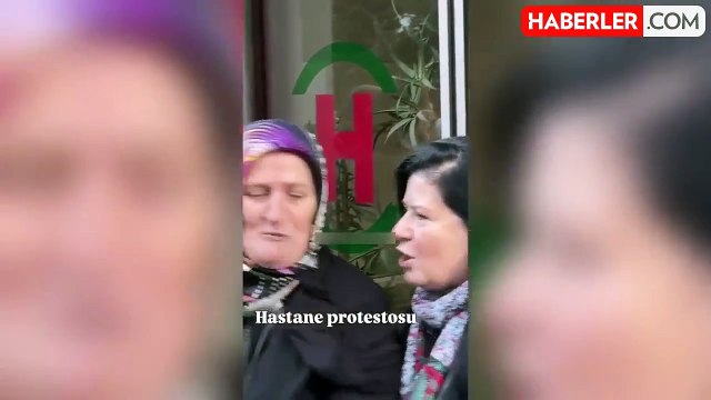 Yenidoğan anneleri, hastaneleri protesto etti, camları yumrukladı Bebeğimi 3 sefer entübe yaptılar
