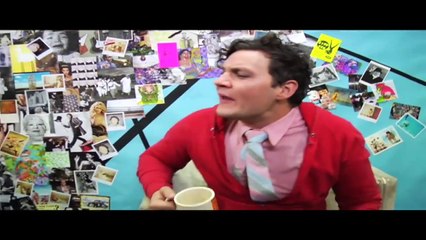 Lady Gaga ALMOST DROWNS!!