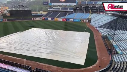 ¡Lona desplegada en el Estadio Monumental de Caracas!